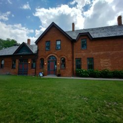 Niagra Pumphouse Arts Centre - Niagra Pumphouse Art Centre