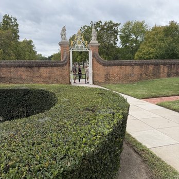 Colonial Williamsburg - Tours Near Me - Williamsburg, Virginia
