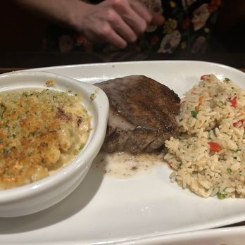 LongHorn Steakhouse - Steak with Seasoned Rice Pilaf & Steakhouse Mac & Cheese - American Near Me - Chesapeake, Virginia