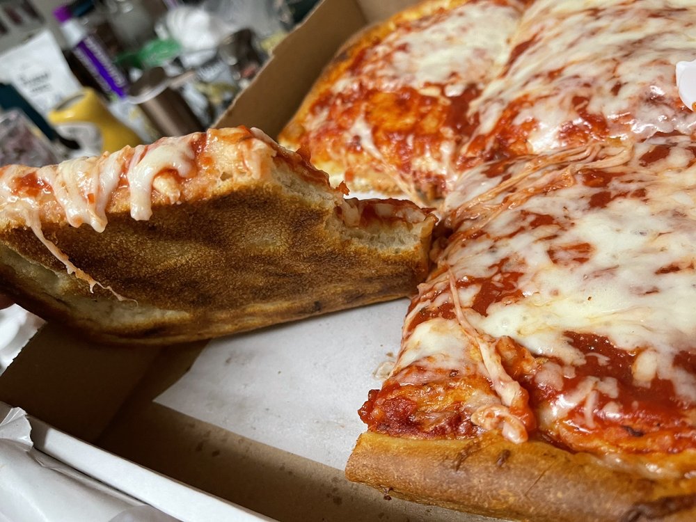 ALFREDO’S PIZZA CAFE Updated September 2024 16 Photos & 29 Reviews