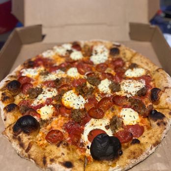 Speak Cheezy - THE ELBEE C - Pizza Near Me - Long Beach, California Speak Cheezy - THE ELBEE C - Pizza Near Me - Long Beach, California