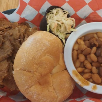 Smoke BBQ - Brisket sandwich with baked babes and coleslaw - Barbeque Near Me - Bethesda, Maryland Smoke BBQ - Brisket sandwich with baked babes and coleslaw - Barbeque Near Me - Bethesda, Maryland