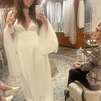 Chic Bohëmian Bride - Accessories Near Me - Glendale, California