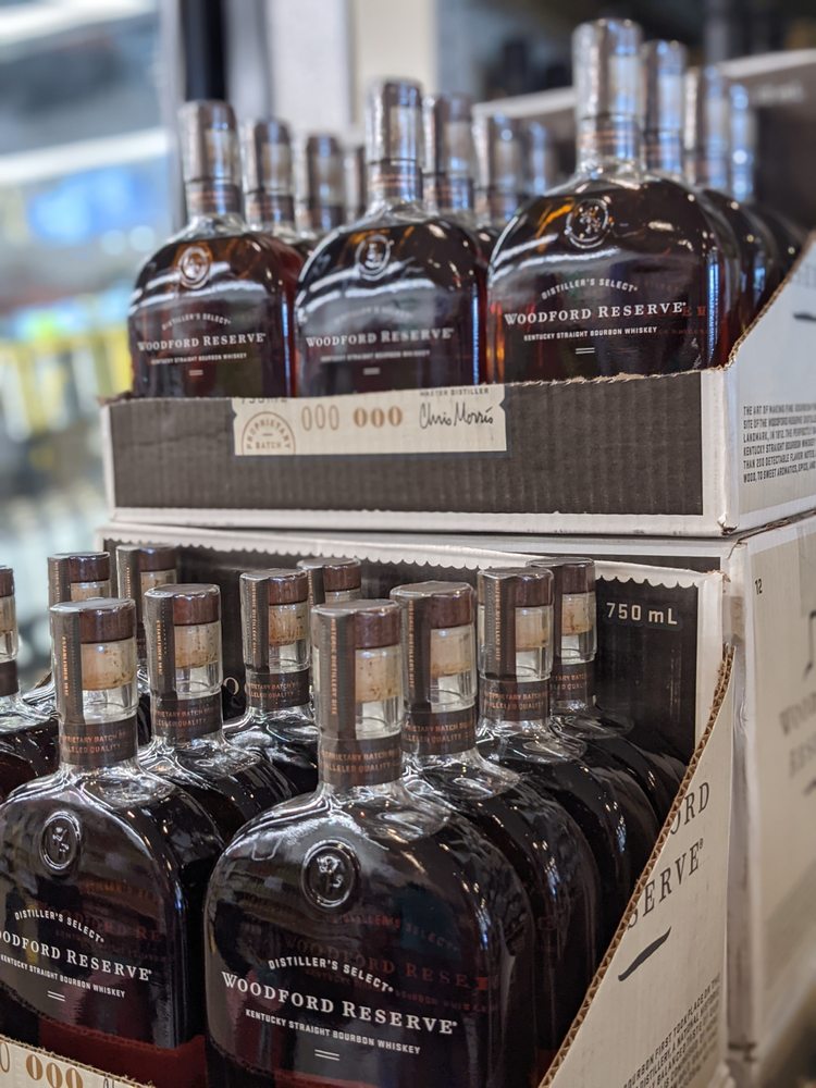 FALLS LIQUOR Updated October 2024 23 Photos N89W16859 Appleton