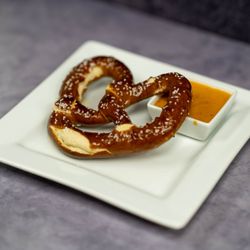 Monroe's of Palm Beach - Monroe's Famous Pretzel and Cheese Dip
