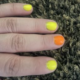 Dip powder on natural nail
