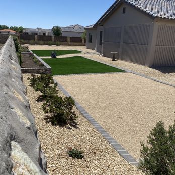 D&B Landscaping - Low maintenance - Landscaping Near Me D&B Landscaping - Low maintenance - Landscaping Near Me