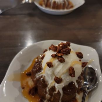 Chuck's Roadhouse Bar And Grill - a dessert - Bars Near Me - Barrie, Ontario