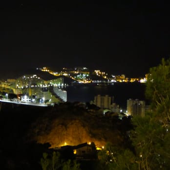 Cullera - Cullera de noche, vista desde el castillo - Public Services & Government Near Me