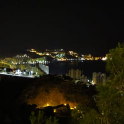 Cullera - Cullera de noche, vista desde el castillo