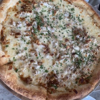 Caffe Concerto - Gorgonzola Pizza - Pizza Near Me - Los Angeles, California Caffe Concerto - Gorgonzola Pizza - Pizza Near Me - Los Angeles, California