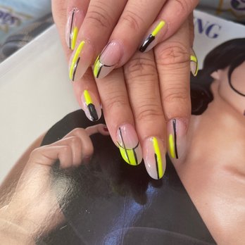 Express Nail Salon - Acrylic nails done by Lisa I love her cute random designs i love my nails every time I leave - Nail Salons Near Me - Jersey City, New Jersey