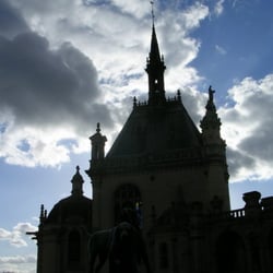 World Travel - Château de Chantilly, France