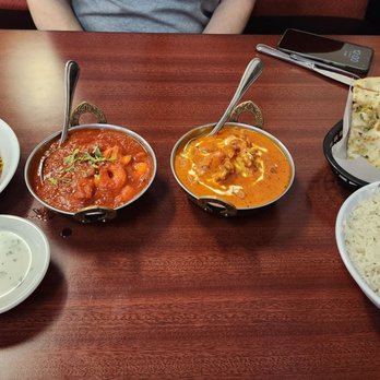 Nutmeg Indian Eatery - From left: Chicken Biryani, Shrimp Vindaloo, Butter Chicken, Garlic Naan bread & Basmati rice (free).. - Indian Near Me - Henderson, Nevada