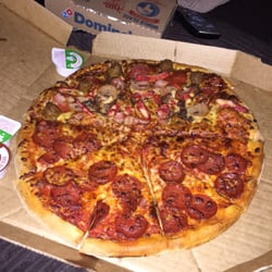 Domino's Pizza - Pizza