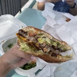 "Duke Kahanamoku" Burger