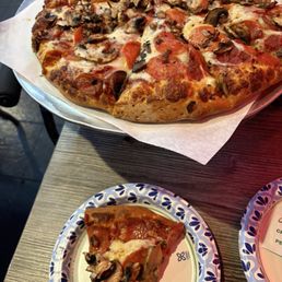 Pepperoni pizza with mushrooms