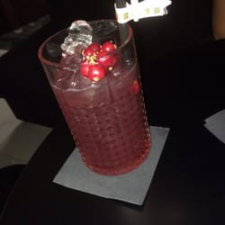 Clandestino - Cherry Ten.