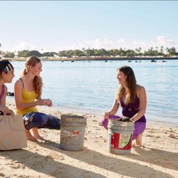 travel2change - Free Yoga with a beach cleanup