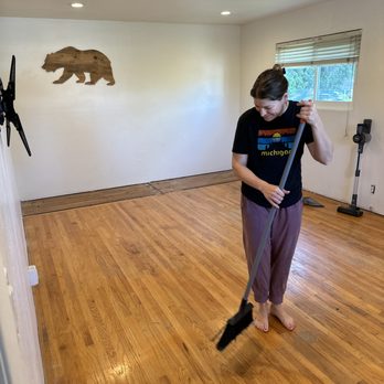 Q's Flooring - Before - Flooring Near Me