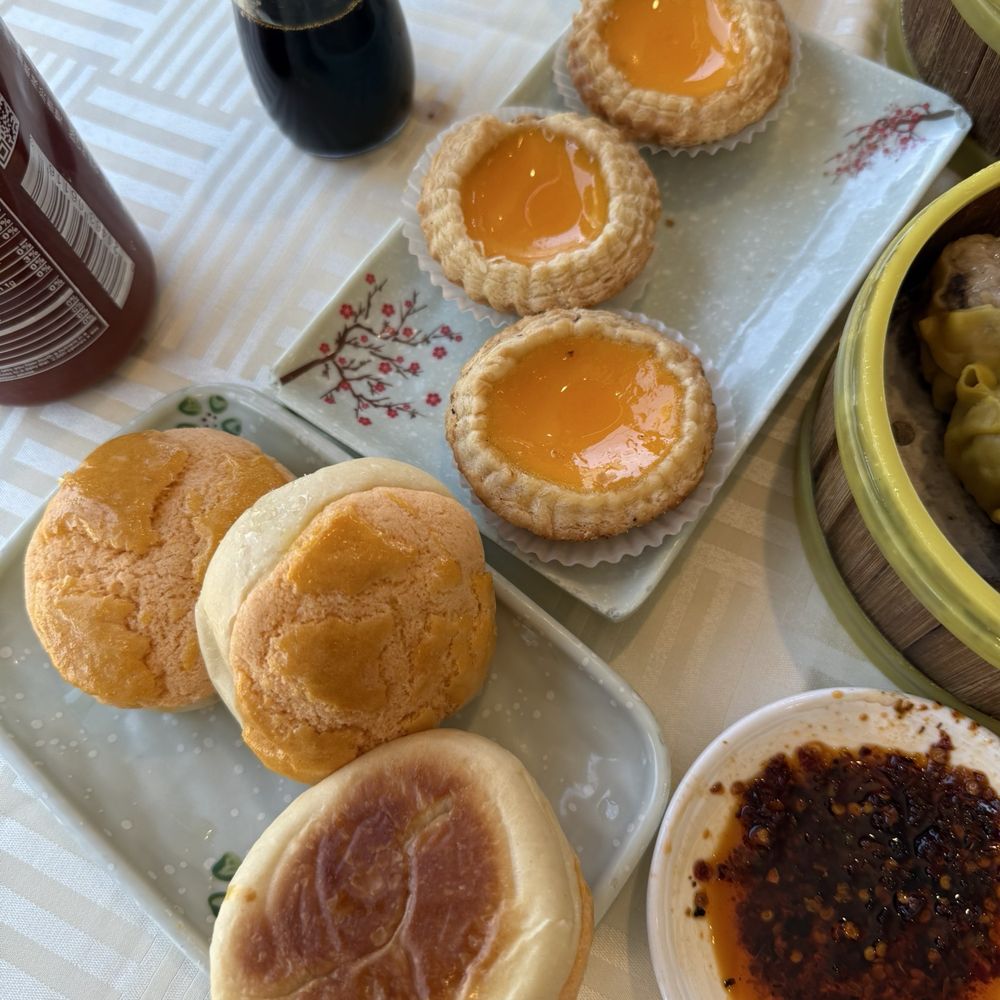 Sweet pastries Sweet pastries