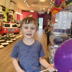 Sharkey's Cuts for Kids - Lake Forest