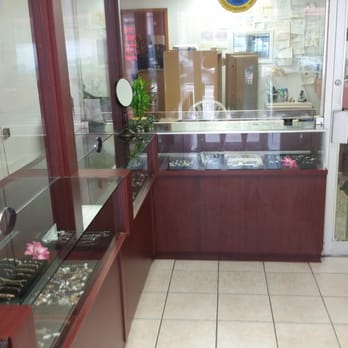 Cash On the Beach - Inside store - Pawn Shops Near Me - Miami Beach, Florida Cash On the Beach - Inside store - Pawn Shops Near Me - Miami Beach, Florida