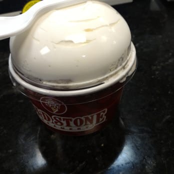 Cold Stone Creamery - Oreo ice Cream with oreos mashed into it with a dollop of whipped cream to go! - Ice Cream & Frozen Yogurt Near Me - Fresno, California Cold Stone Creamery - Oreo ice Cream with oreos mashed into it with a dollop of whipped cream to go! - Ice Cream & Frozen Yogurt Near Me - Fresno, California