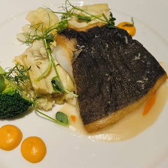 Belvedere - Fish - Polish Near Me - Warsaw, MZ