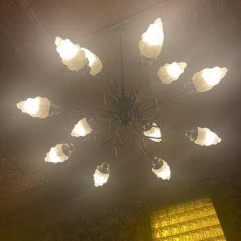 Monte Carlo - The dining room area - Steakhouses Near Me - Minneapolis, Minnesota