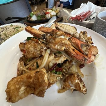 Yi Xin Cafe - Crab Hong Kong style - Hong Kong Style Cafe Near Me - Honolulu, Hawaii Yi Xin Cafe - Crab Hong Kong style - Hong Kong Style Cafe Near Me - Honolulu, Hawaii