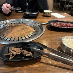 Kkoki BBQ Eugene - Table set up