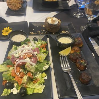 The 4 Seasonings - Chopped salad and scallops - Seafood Near Me - Antioch, California The 4 Seasonings - Chopped salad and scallops - Seafood Near Me - Antioch, California