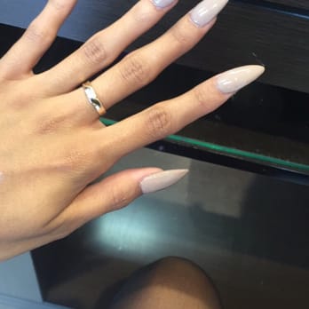 Love Nails - Staletto done by Anne color mi amour - Nail Technicians Near Me - Chino, California