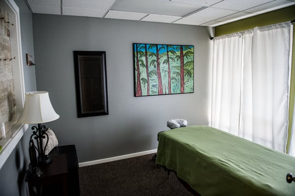 MASSAGE WORKS Updated December 2024 20 Photos 1316 King St MASSAGE WORKS Updated December 2024 20 Photos 1316 King St