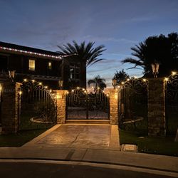Christopher's Christmas Light Installation - Gates