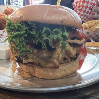 Burger Me - Burgers Near Me - Truckee, California Burger Me - Burgers Near Me - Truckee, California