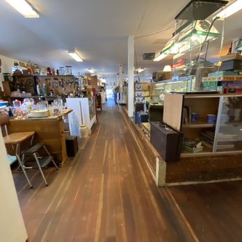Antique Corner - Antiques Near Me - Martinez, California
