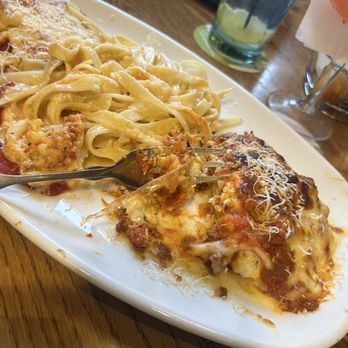 Olive Garden Italian Restaurant - Italian Near Me - Canton, Georgia