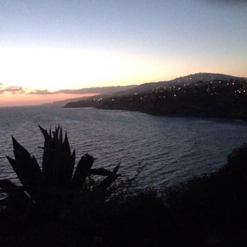 Point Fermin Park - Enjoy the sunset - Parks Near Me - San Pedro, California