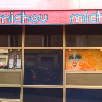 Chez Michou - entrée cabaret michou - Cabaret Near Me - Paris, 75 Chez Michou - entrée cabaret michou - Cabaret Near Me - Paris, 75