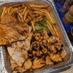 Daymi - Platter chicken shish touk