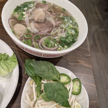 The Pho House - Pho beef combo (large) with brisket, steak, beef balls, and tendon - Vietnamese Near Me - Astoria, New York
