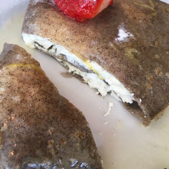 Blue Daisy - Gluten free ricotta stuffed lemon crepe : ) - Creperies Near Me - Santa Monica, California Blue Daisy - Gluten free ricotta stuffed lemon crepe : ) - Creperies Near Me - Santa Monica, California