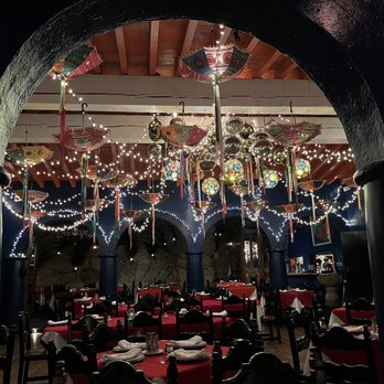 La Roca - What the inside looks like. Romantic, magical, like a celebration. - Mexican Near Me - Nogales, SON