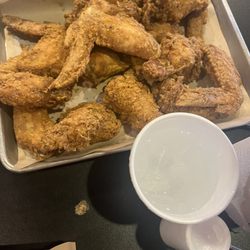 Wings Cafe - Lemon pepper wings