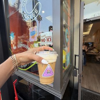 Couplet Coffee - Cafe de Olla - Coffee & Tea Near Me - Los Angeles, California
