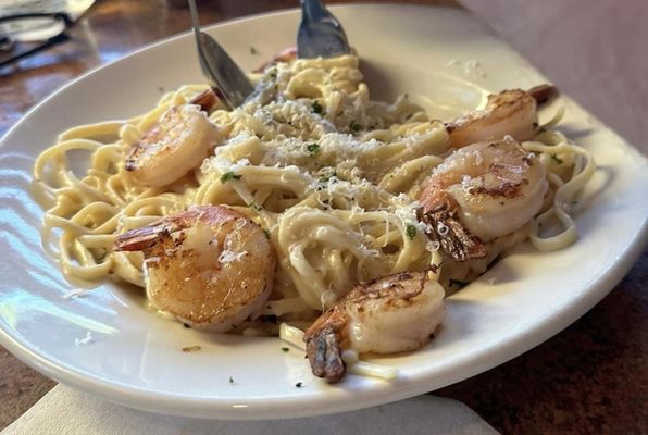 Sutton's Family Italian Restaurant by null