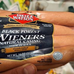 Vons - Dietz and Watson Black Forest wieners from deli section