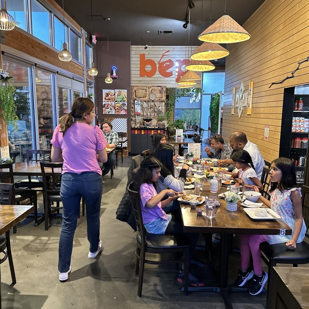Bếp - Vietnamese Grill - Beautiful dining area! - Vietnamese Near Me - Portland, Oregon Bếp - Vietnamese Grill - Beautiful dining area! - Vietnamese Near Me - Portland, Oregon